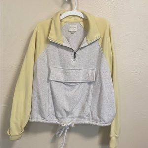 American Eagle crew crop sweater